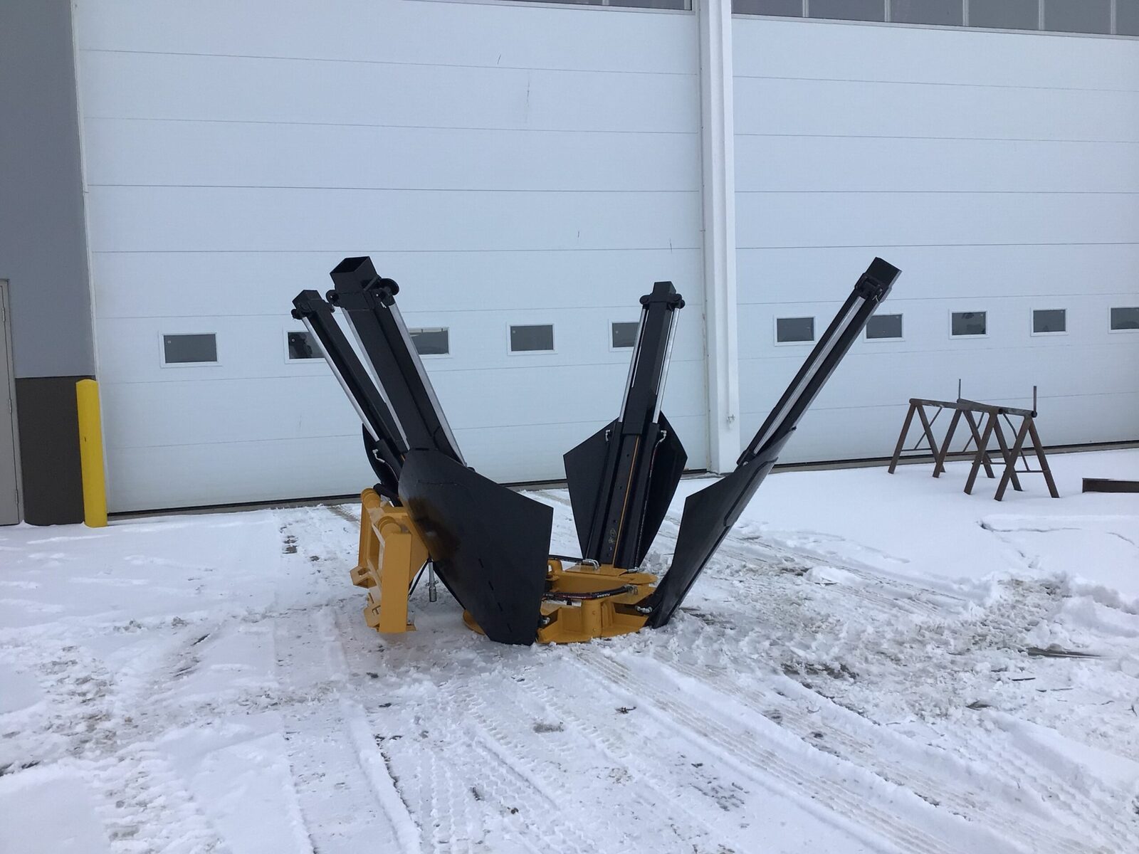 Holt 48 inch tree spade in operation